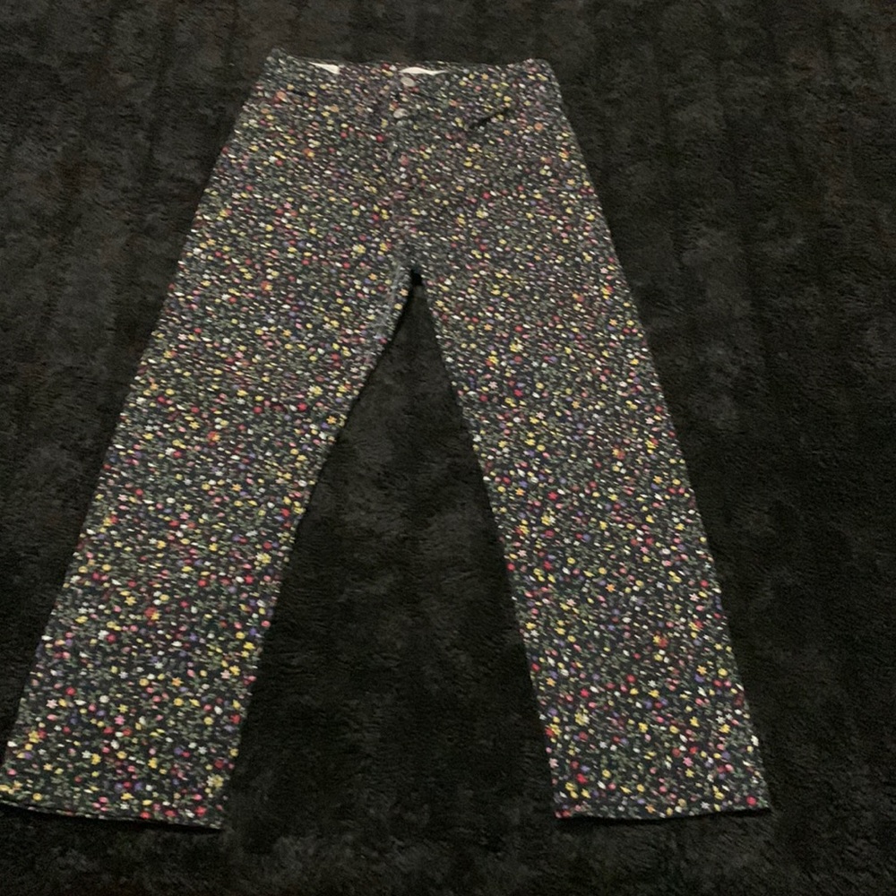 Wedgie Straight Button Fly Woman’s Levi’s flowered Black Jeans